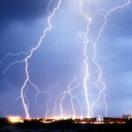 ¿Cómo puedo legalizar la instalación eléctrica de mi negocio?